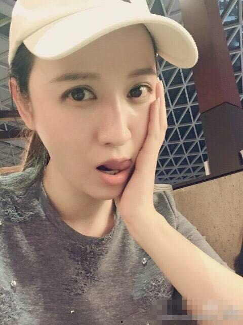 张萌夏天生活照,张萌的夏日风情瞬间