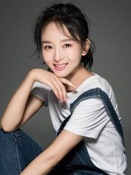 演员路晨个人资料年龄,岁月如歌，青春依旧的影视新星